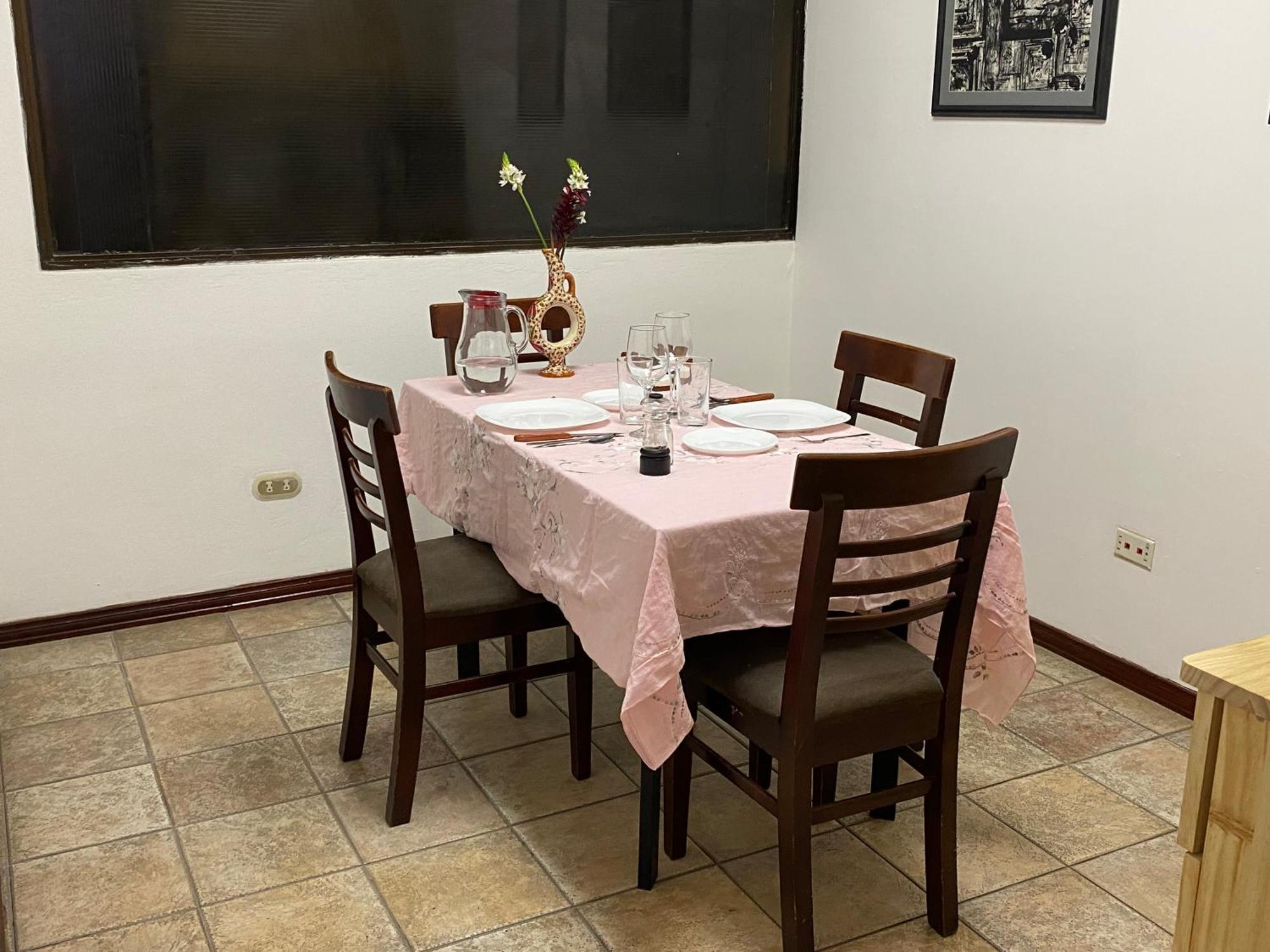 Sofia Apartments In Escalante, San Jose Center 외부 사진